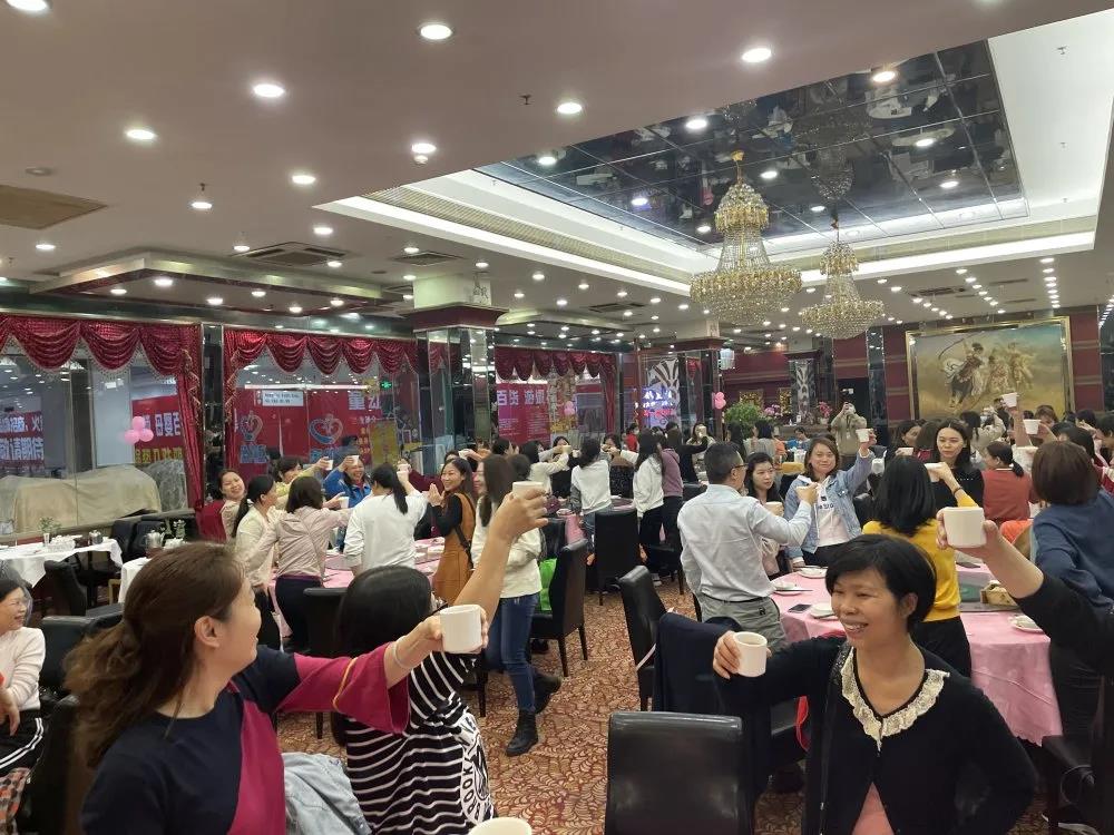 女神节 l 享受视觉盛宴，，，，展望优美Z6尊龙凯时_Z6尊龙凯时国际官网-Z6尊龙凯时美容保健品有限公司官网-Z6尊龙凯时金纯官网